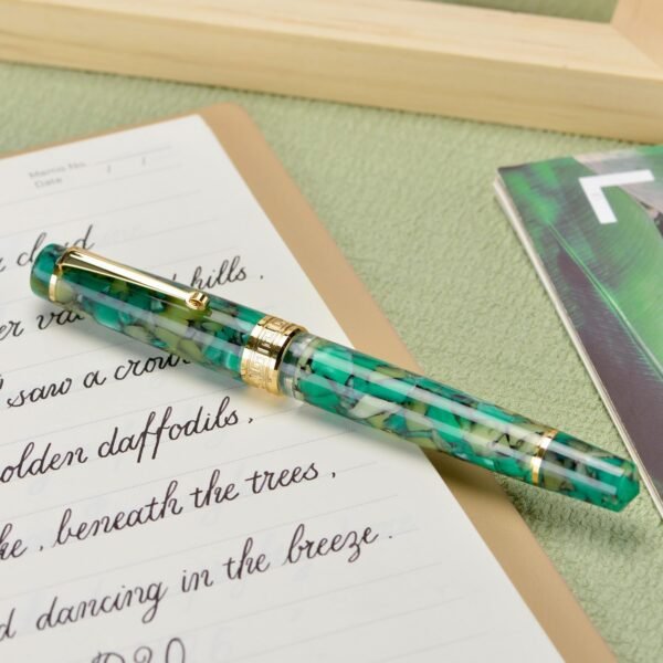 Piston Fountain Pen Amber Resin, Iridium Medium Nib Gold Trim Smooth Writer Collection with Case Set（Green Marble） - 图片 4