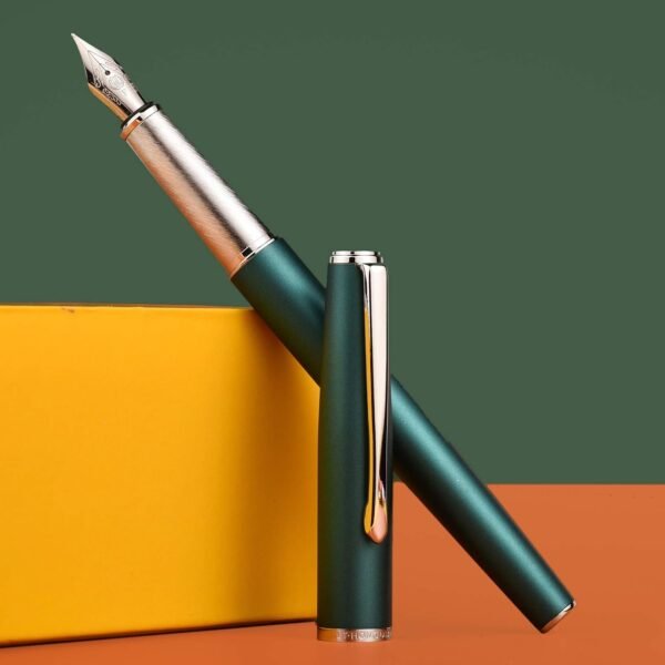 Green Metal Fountain Pen, Steel Fine Point Classic Pen, Includes Refillable Converter and Pen Pouch - 图片 7