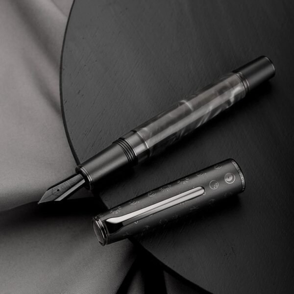 Gray Resin Piston Fountain Pen, Steel Fine Point Classic Pen Robbit on Top, Smooth Writing Pen with Metal Case（Gray-N7） - 图片 8
